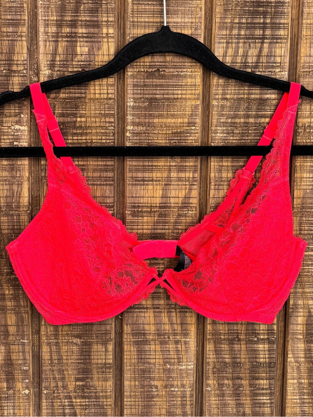 Victoria's Secret Bright Neon Red Very Sexy Unlined Plunge Lace Underwire Bra